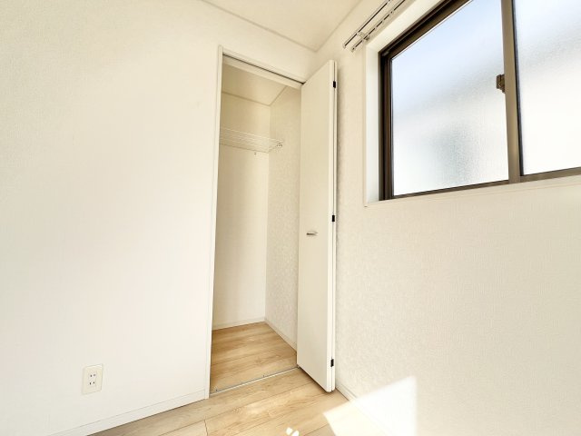 小名木戸建の収納