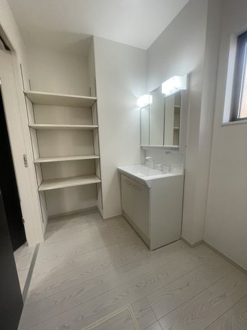 【独立洗面台】の画像