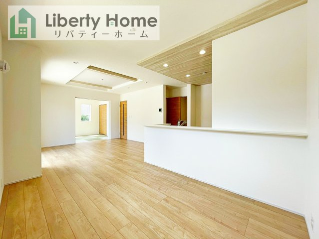 土浦市桜ヶ丘町6期　新築戸建の居間・リビング