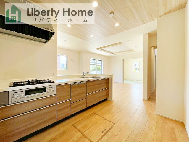 土浦市桜ヶ丘町6期　新築戸建のキッチン