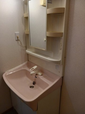 【洗面所】 | メゾン　ド　アンジュＣ | コンパクトで使いやすい洗面所