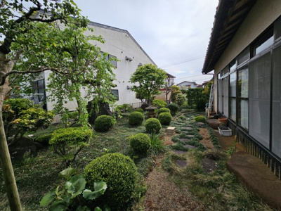 【庭】 | 鳥取市雲山中古戸建て