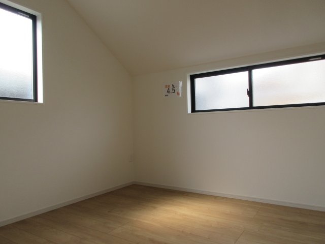 立川市西砂町2丁目　新築戸建全1棟の洋室|4.5帖