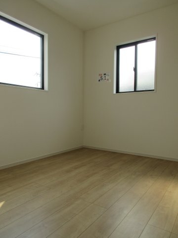 立川市西砂町2丁目　新築戸建全1棟の洋室|5.1帖