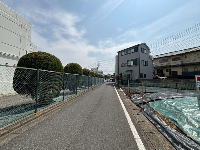 鶴ヶ島市五味ヶ谷　建築条件なし売地　東武東上線『鶴ヶ島駅』徒歩10分　【杉下小学区】の前面道路含む現地写真