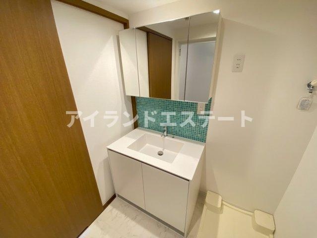 SOCIETY KAKINOKIZAKA ANNEX　敷地内駐車場有　オートロック　ファミリー向けの洗面所