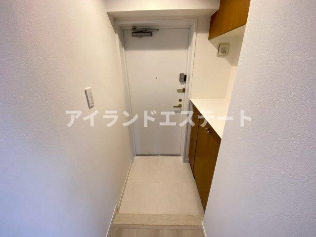 SOCIETY KAKINOKIZAKA ANNEX　敷地内駐車場有　オートロック　ファミリー向けの玄関