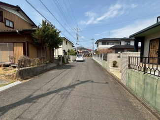 【前面道路含む現地写真】