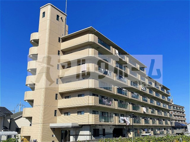 フローラルコートの外観