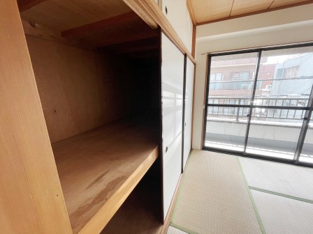 たわーず国際の収納