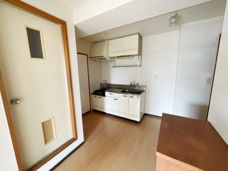 たわーず国際の内装