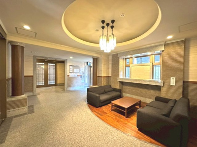 【ロビー】 | ネバーランド箕面潤水館