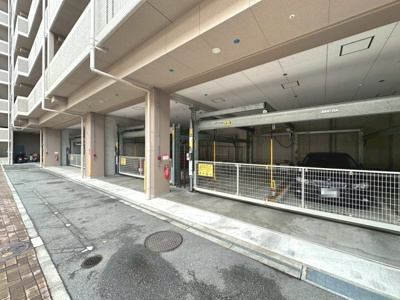 【駐車場】 | ネバーランド箕面潤水館