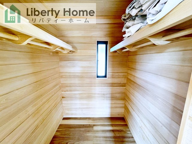 阿見町中央5丁目　中古戸建の収納