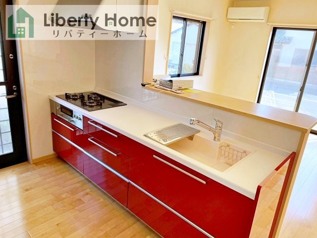 阿見町中央5丁目　中古戸建のキッチン