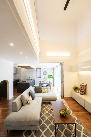 仲介手数料不要　菊陽町原水112号地建売モデルハウス【菊陽北小・菊陽中】の居間・リビング|同一メーカー他物件