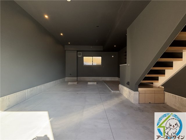 CASA　MODERNOの駐車場