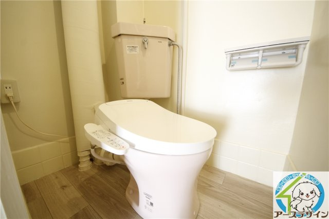 松が丘住宅19号棟のトイレ