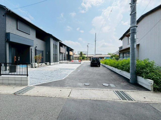 タマタウン　大垣市昼飯町Ⅱ　全3区画分譲の前面道路含む現地写真|■前面道路　■ヤマダ不動産　株式会社リライフ　
■夢のマイホーム購入をフルサポートします！