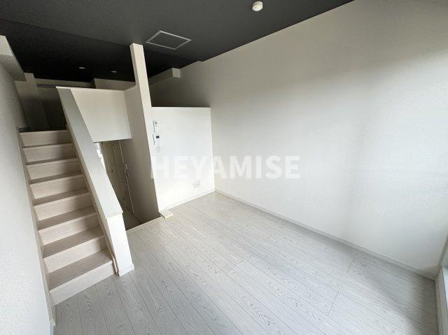 modern palazzo諫早Kaizu Bの居間・リビング|※室内画像は別号室のもの。