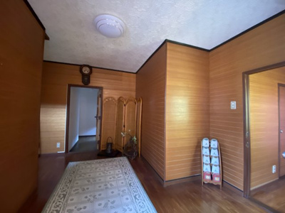 【玄関】 | 亀岡　篠町森前山 一戸建