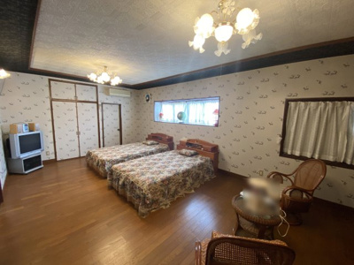 【寝室】 | 亀岡　篠町森前山 一戸建