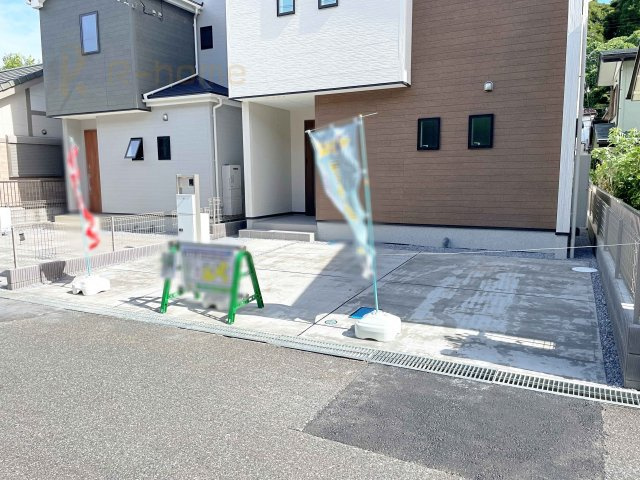 我孫子市新木野1丁目24-1期　新築戸建て　1号棟の駐車場|カースペースは2台お停めいただけます♪