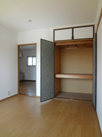 サンヒルナガヒロⅠの収納|こまごまとしたものを収納できそうですね