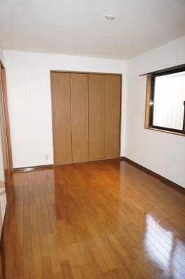 【洋室】 | テルツァ上土狩 | 6.5帖　クローゼット