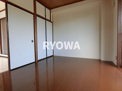 【洋室】 | ルナパークＡ | 掲載の写真は退去前の写真となります。