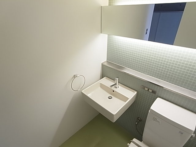 神戸市兵庫区入江通１丁目の賃貸マンションの洗面所|洗面台