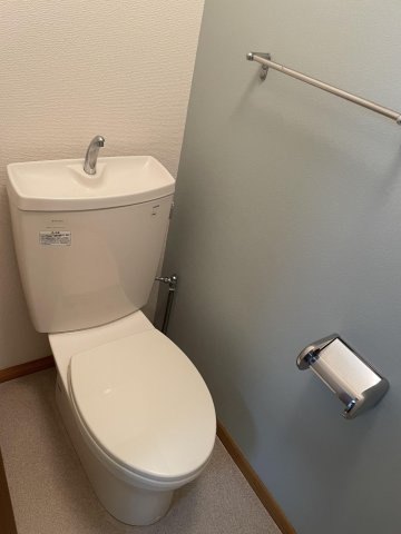 アザレアハイツ蒲池のトイレ|清潔感のあるトイレです