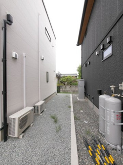 【周辺】 | 建物東南側