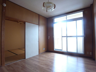 【居間・リビング】