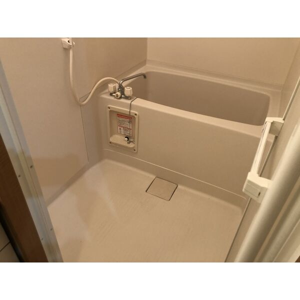 クレセールの浴室