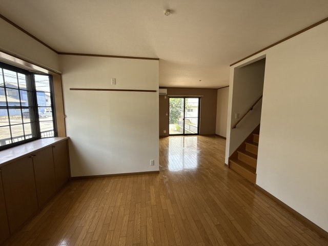 エメラルド・ラ・ヴィーンの居間・リビング