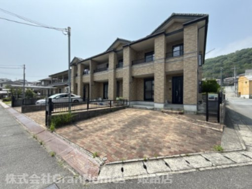 エメラルド・ラ・ヴィーンの外観