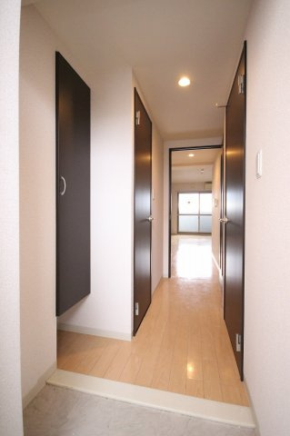 サン・フローリッシュの玄関|※お部屋により仕様が異なる場合があります。