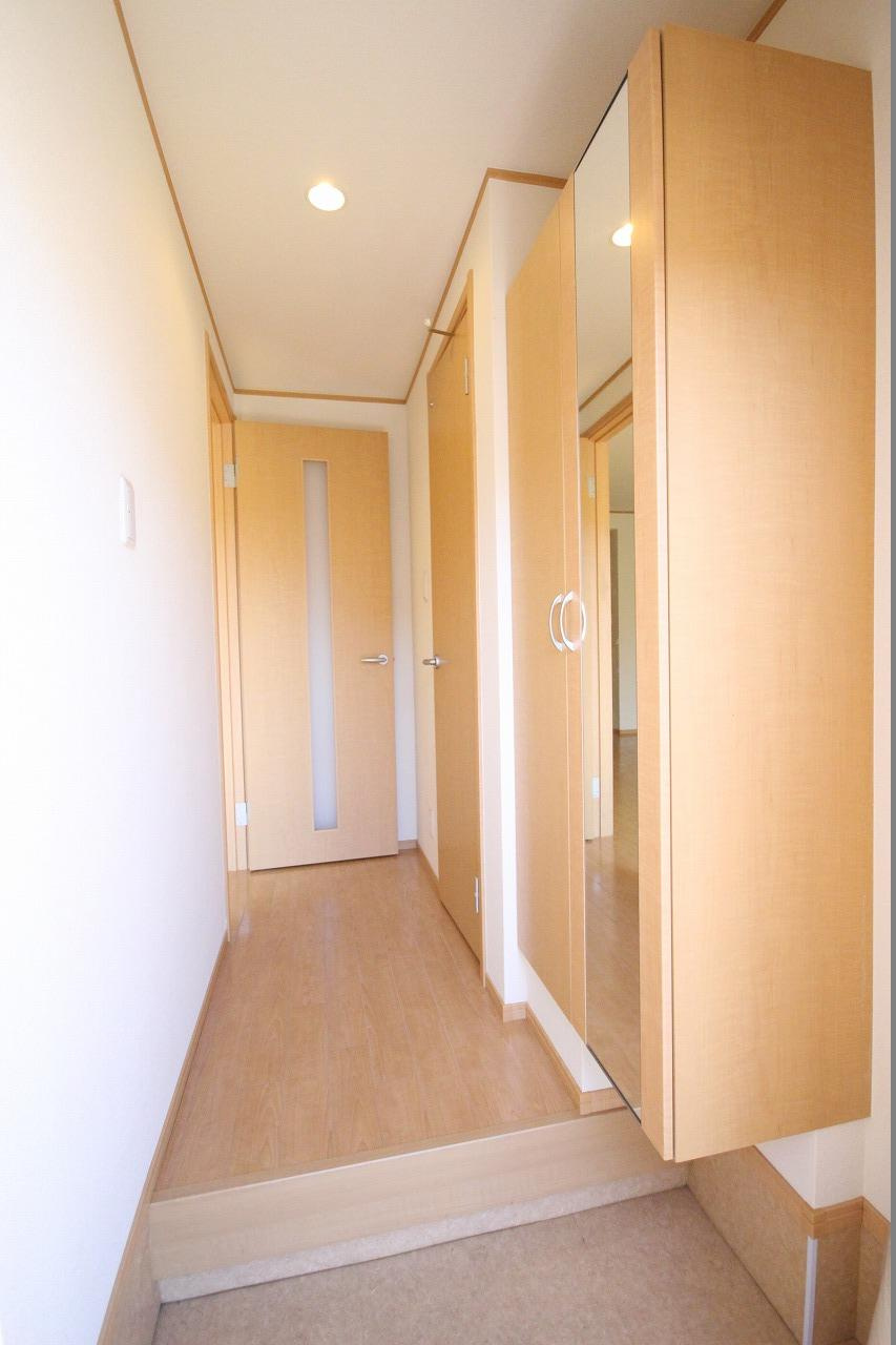 サンパレス魚住の玄関|※お部屋により仕様が異なる場合があります※