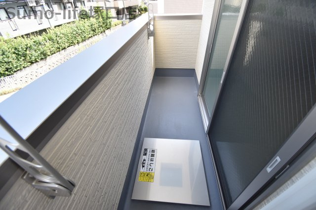 フジパレス阪急園田EASTV番館のバルコニー