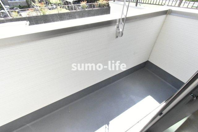 フジパレス阪急武庫之荘駅東のバルコニー