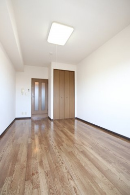 【洋室】 | ルーチェⅠ番館