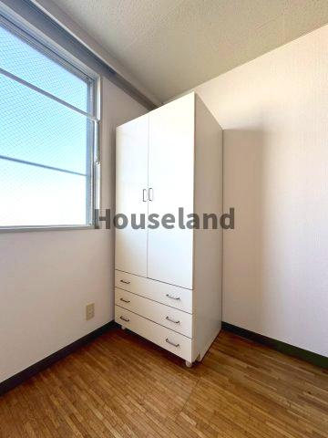 ローズ本町マンションの居間・リビング