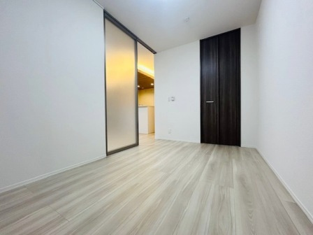 セレスティア西ケ原の居間・リビング