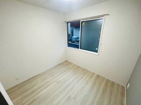 セレスティア西ケ原の居間・リビング