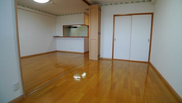 ヴィラコートSEIの洋室