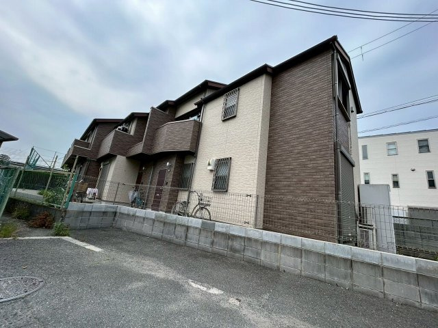 コム・ネージュの外観