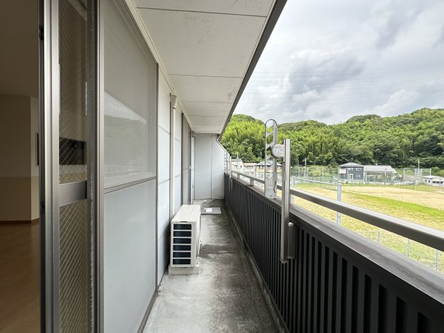 ＦＬＡＴ・Ｚのバルコニー