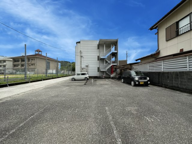 ＦＬＡＴ・Ｚの駐車場