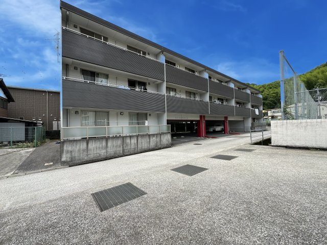 ＦＬＡＴ・Ｚの外観